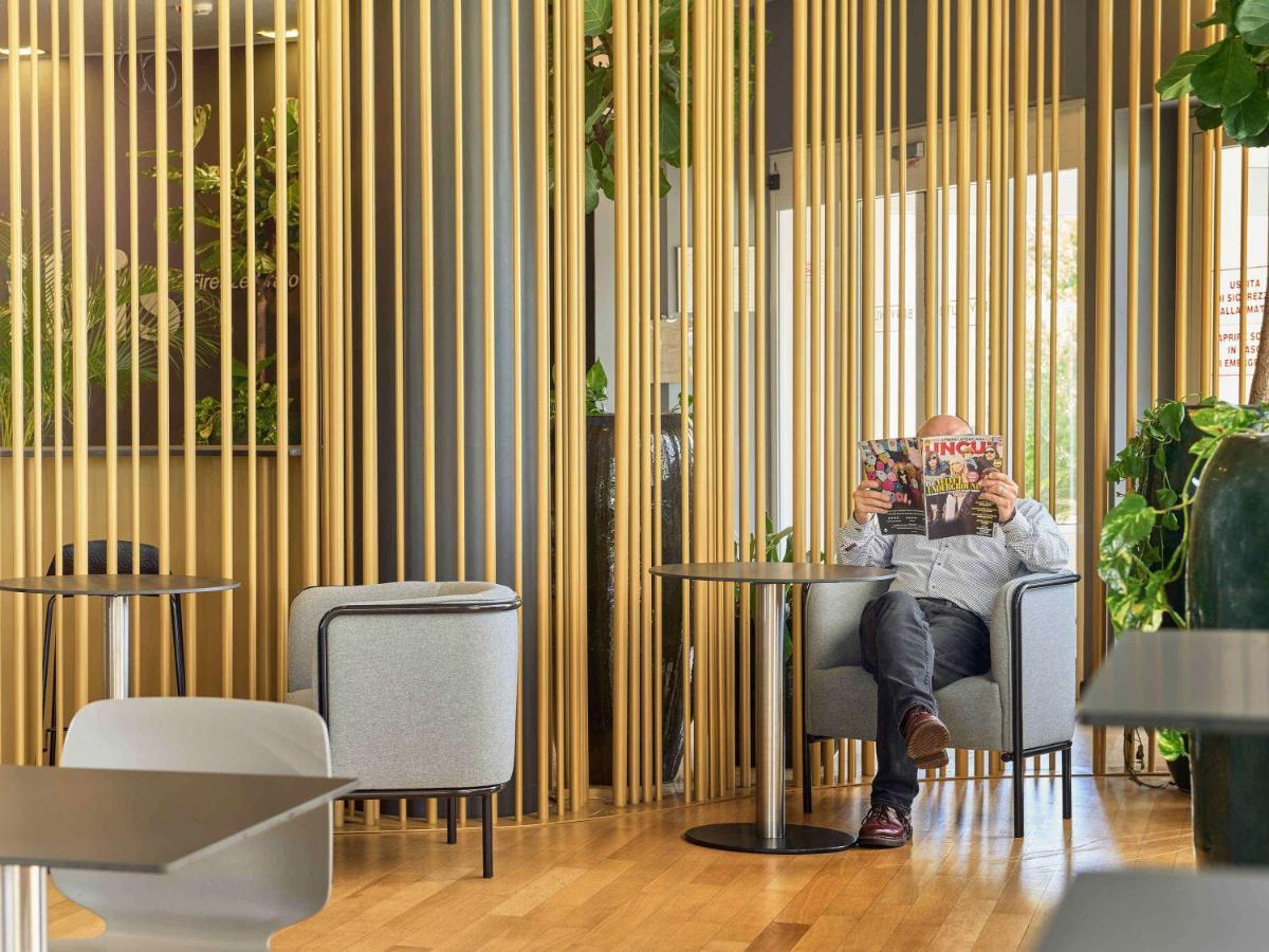 Hotel Ibis Firenze Prato Est Campi Bisenzio Esterno foto