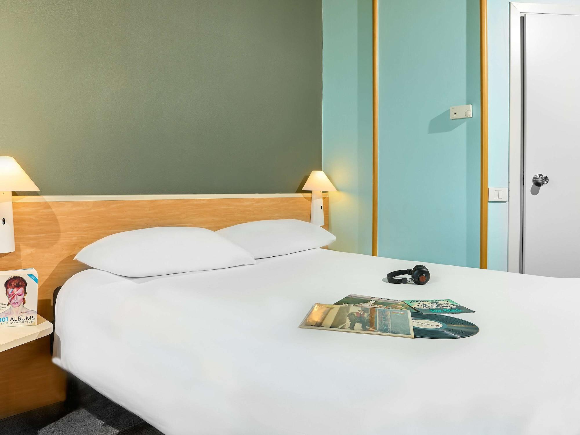 Hotel Ibis Firenze Prato Est Campi Bisenzio Esterno foto