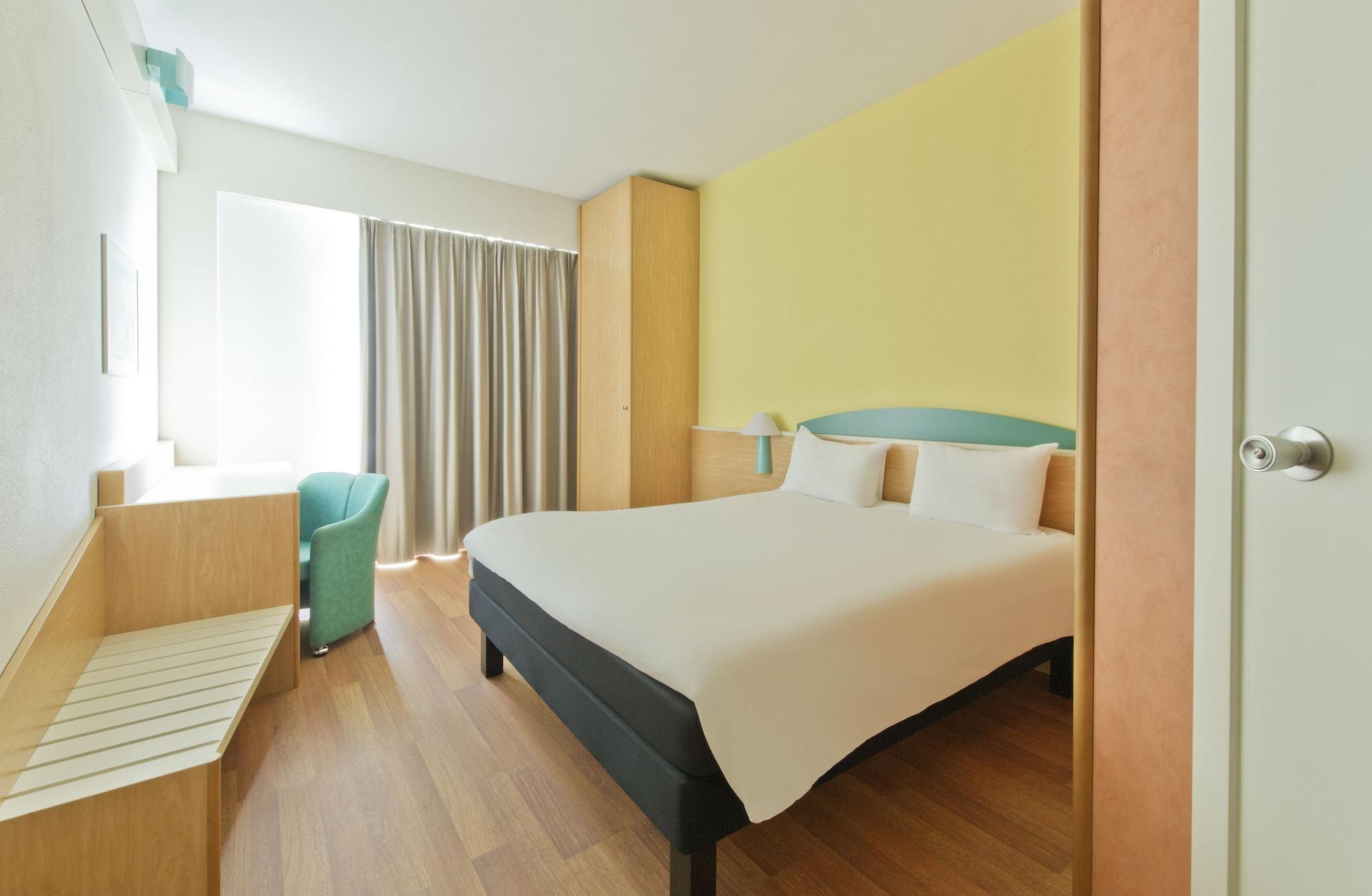 Hotel Ibis Firenze Prato Est Campi Bisenzio Esterno foto