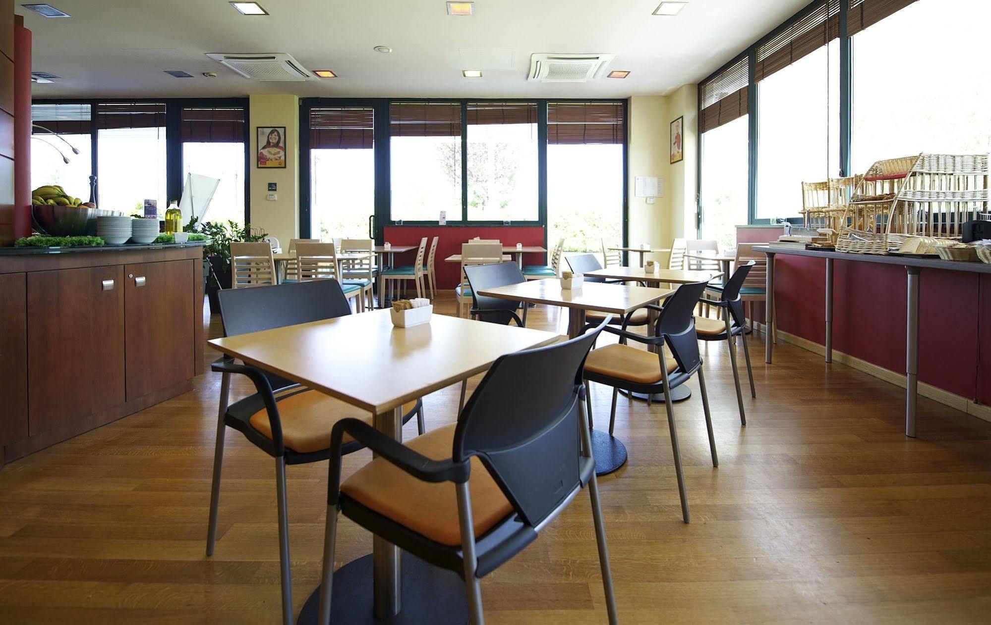 Hotel Ibis Firenze Prato Est Campi Bisenzio Esterno foto